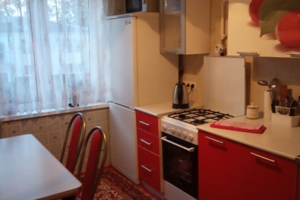 ОГРОМНАЯ 4-Х КОМН.КВАРТИРА.ЦЕНТР.ИЗОЛИР.КОМНАТЫ